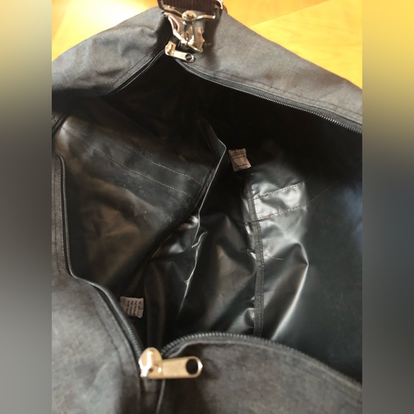 Bella Russo unisex duffle bag. - Picture 5 of 5